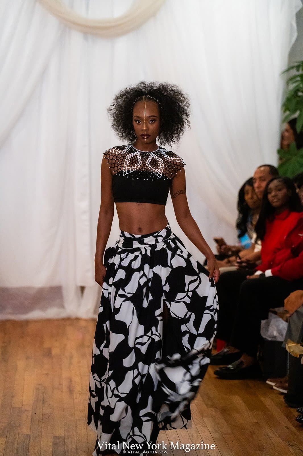 Contrast Skirt worn